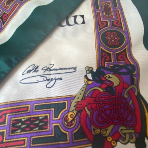 Vtg Book of Kells Irish Green Silk Scarf Celtic Knot Animal Griffins 12" x 52" - Picture 7 of 9